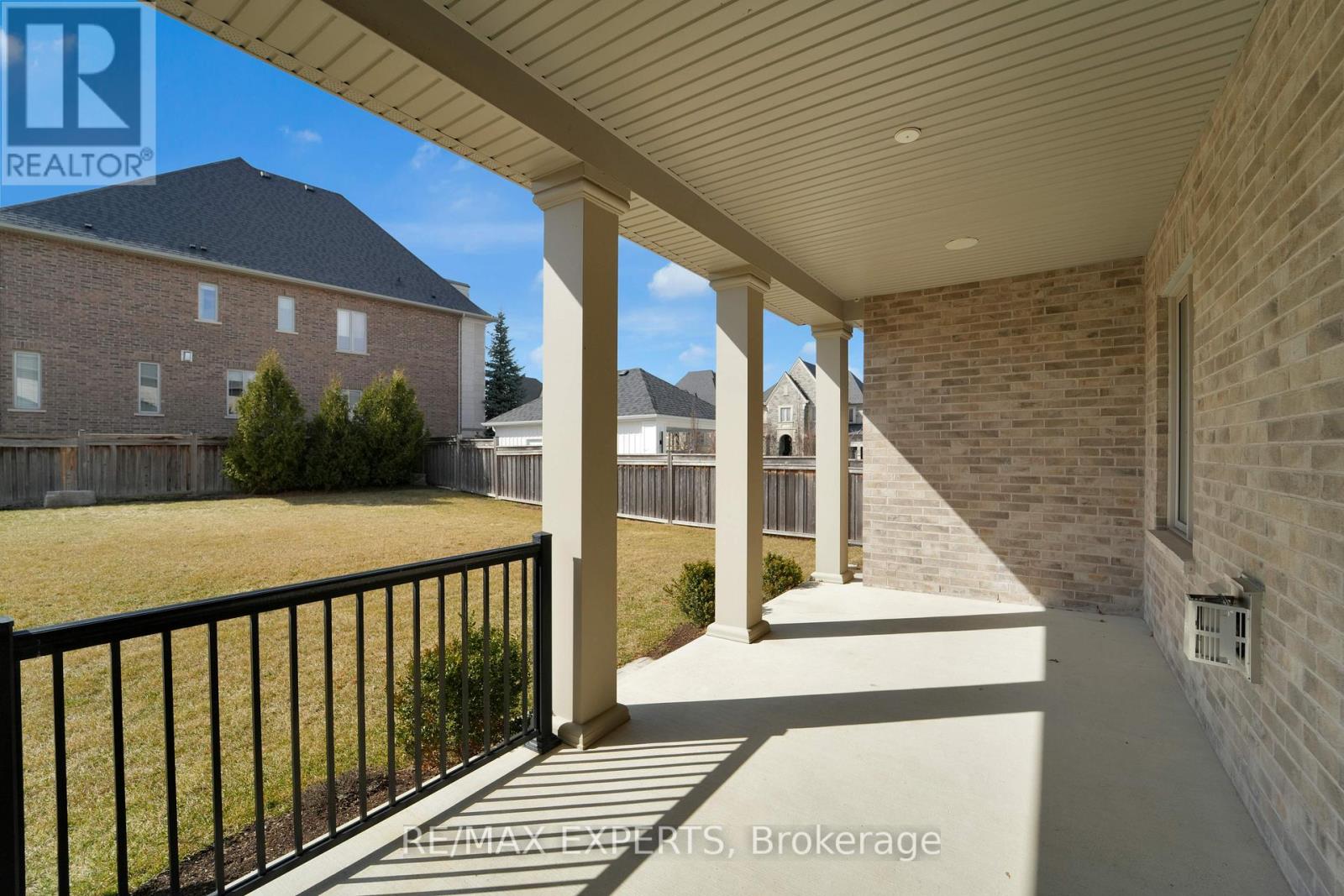 52 Skyline Trail, King, Ontario  L7B 1N1 - Photo 41 - N12037627