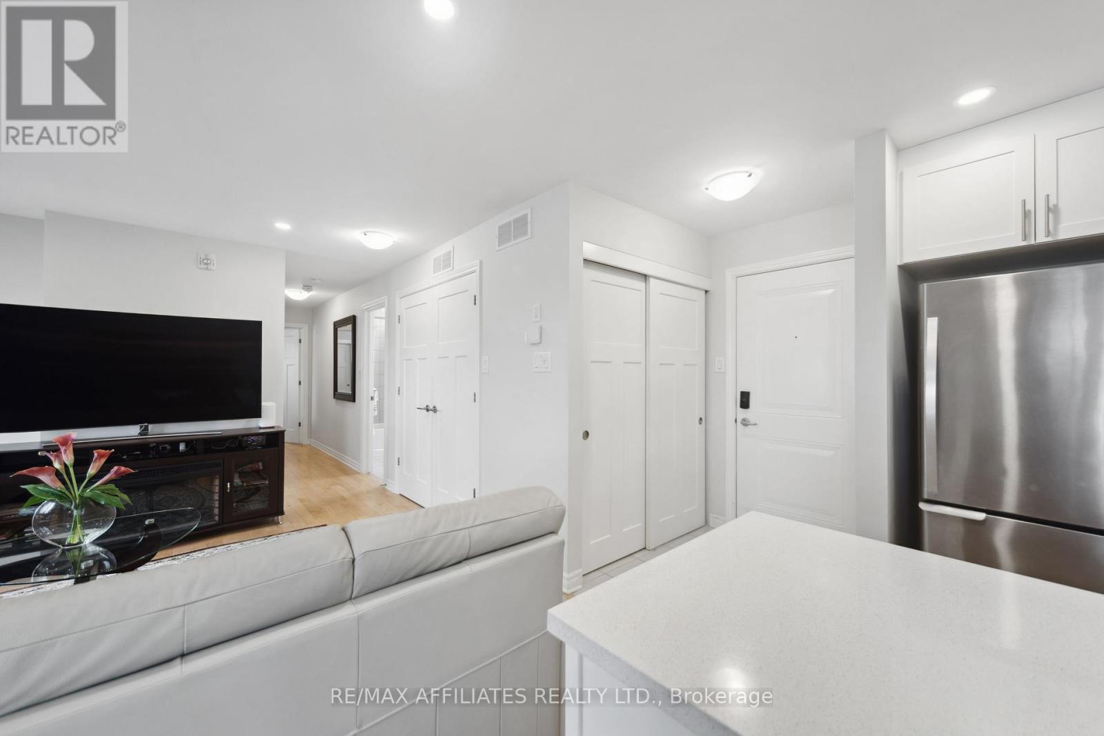 4 - 365 Tribeca Private, Ottawa, Ontario  K2J 6B4 - Photo 15 - X12140590
