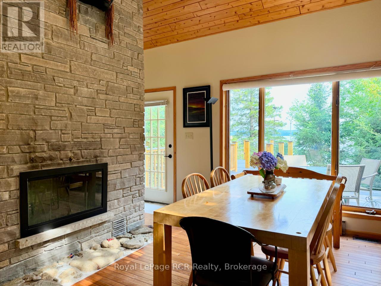 49 Georgian Drive, Northern Bruce Peninsula, Ontario  N0H 1W0 - Photo 18 - X12140634