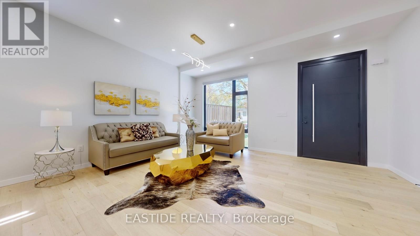 Property at 35 CLAREVILLE CRESCENT image 2