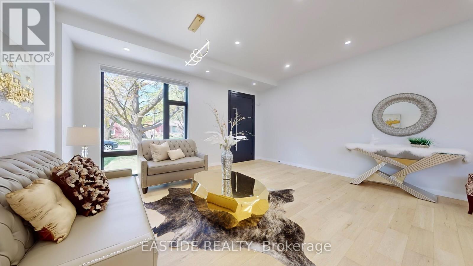 Property at 35 CLAREVILLE CRESCENT image 3