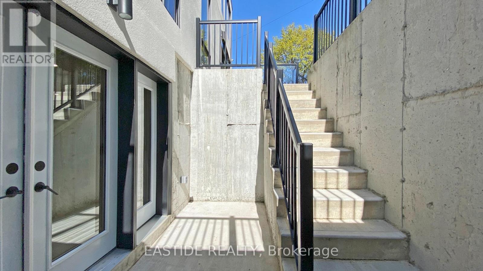 35 Clareville Crescent, Toronto (Don Valley Village), Ontario  M2J 2B9 - Photo 47 - C12140581
