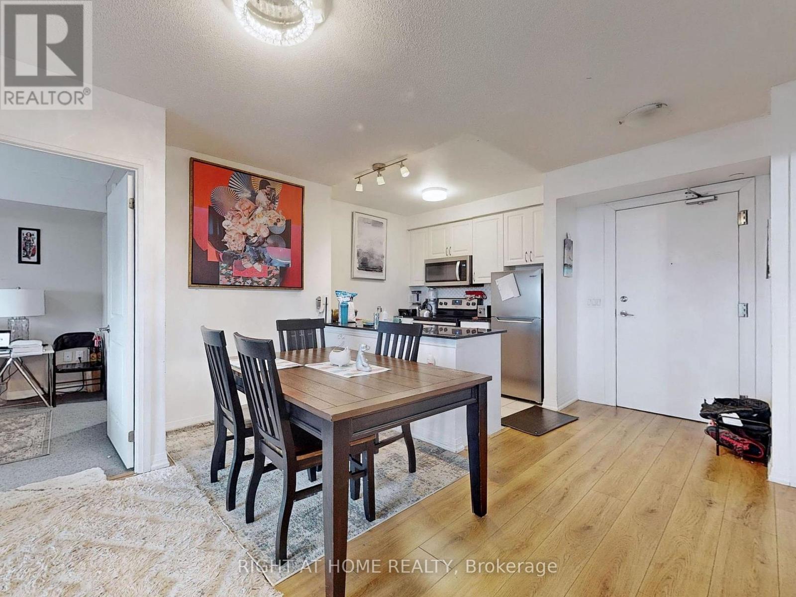 610 - 741 Sheppard Avenue W, Toronto (Clanton Park), Ontario  M3H 0C9 - Photo 16 - C12140585
