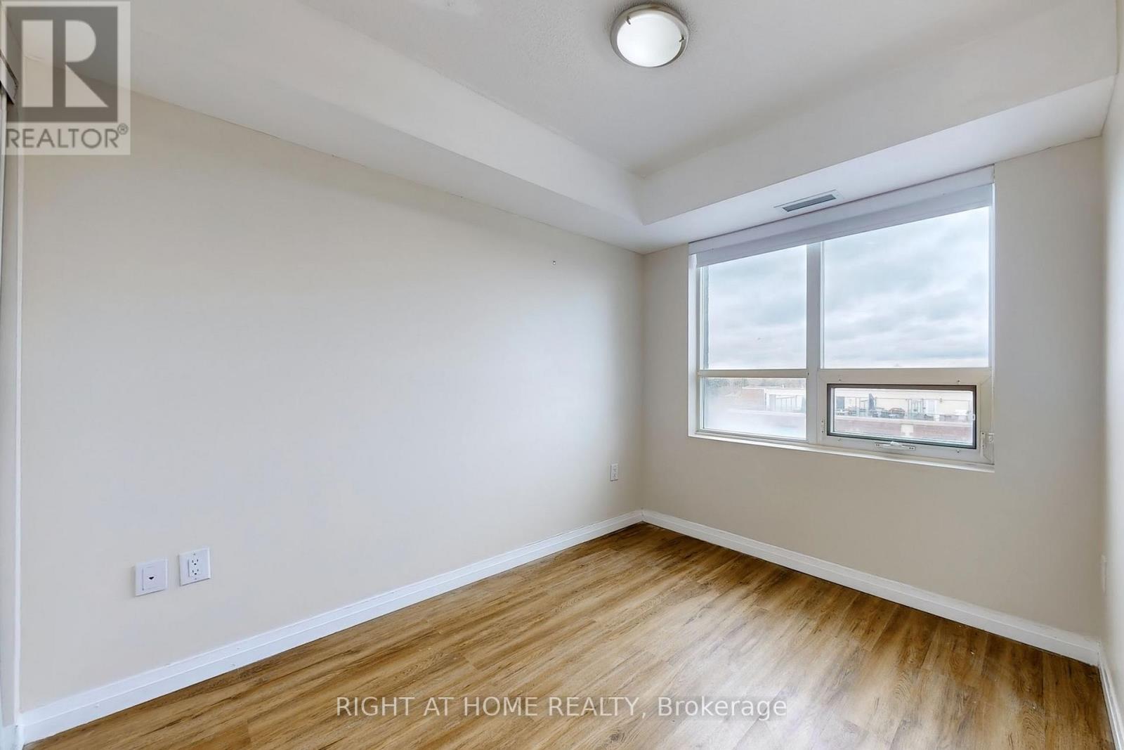 610 - 741 Sheppard Avenue W, Toronto (Clanton Park), Ontario  M3H 0C9 - Photo 34 - C12140585