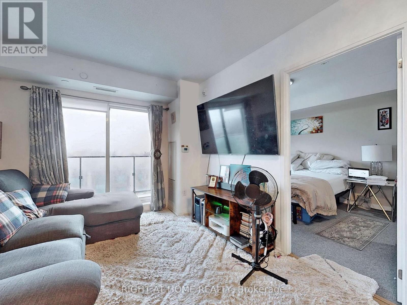 610 - 741 Sheppard Avenue W, Toronto (Clanton Park), Ontario  M3H 0C9 - Photo 9 - C12140585
