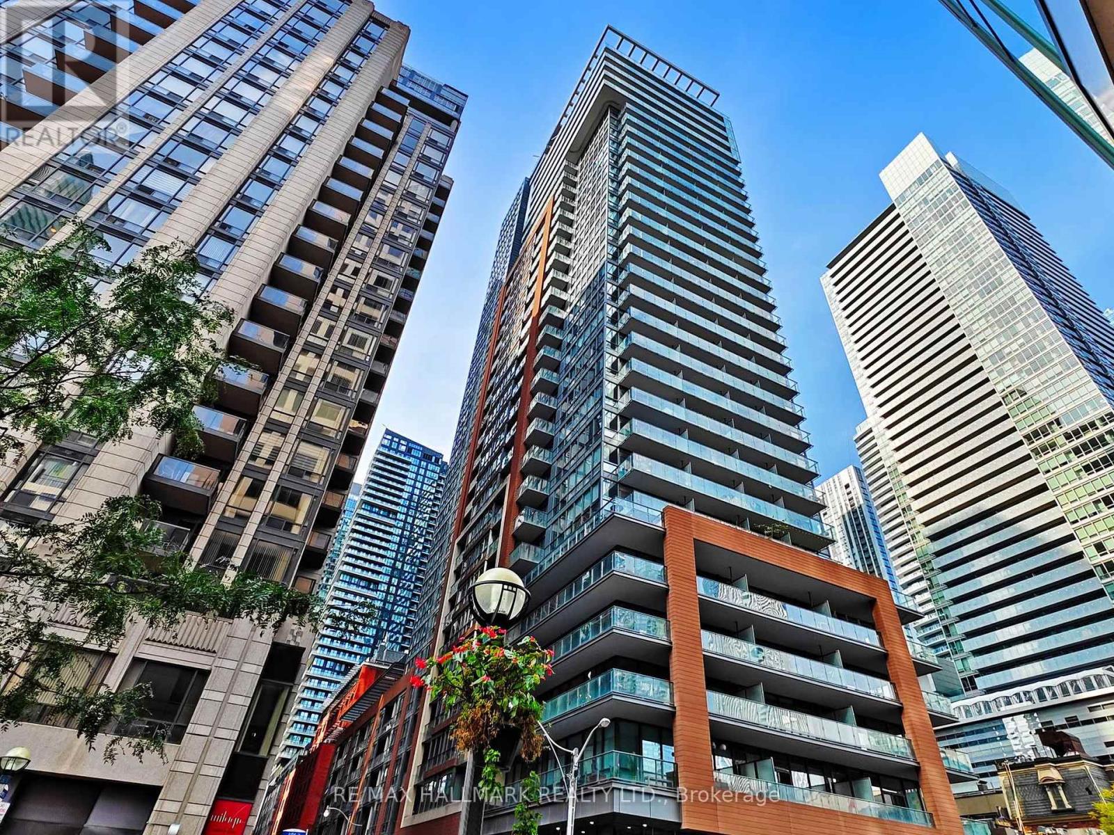 411 - 8 Mercer Street, Toronto (Waterfront Communities), Ontario  M5V 0C4 - Photo 1 - C12140626