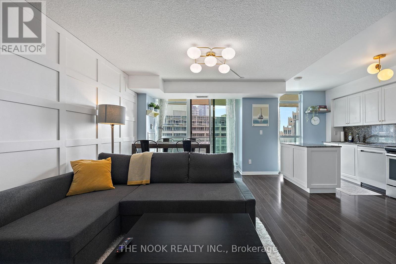 1468 - 209 Fort York Boulevard, Toronto (Niagara), Ontario  M5V 4A1 - Photo 8 - C12140652