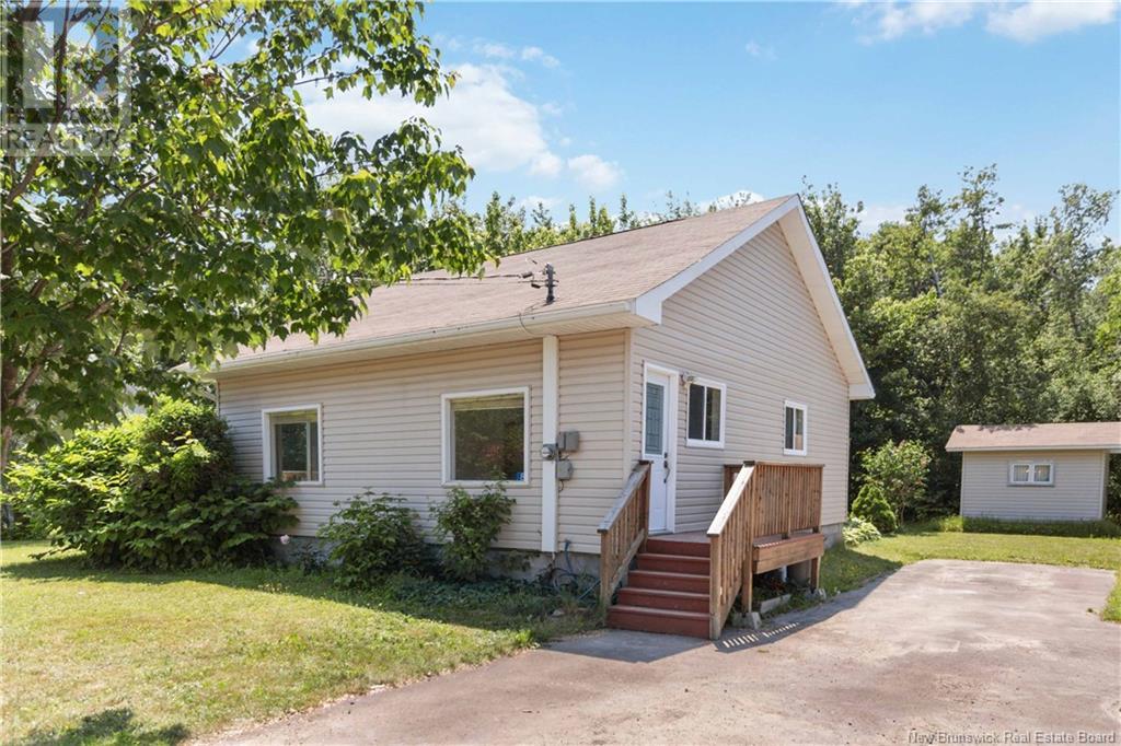 Property at 8 Fourth Avenue image 1
