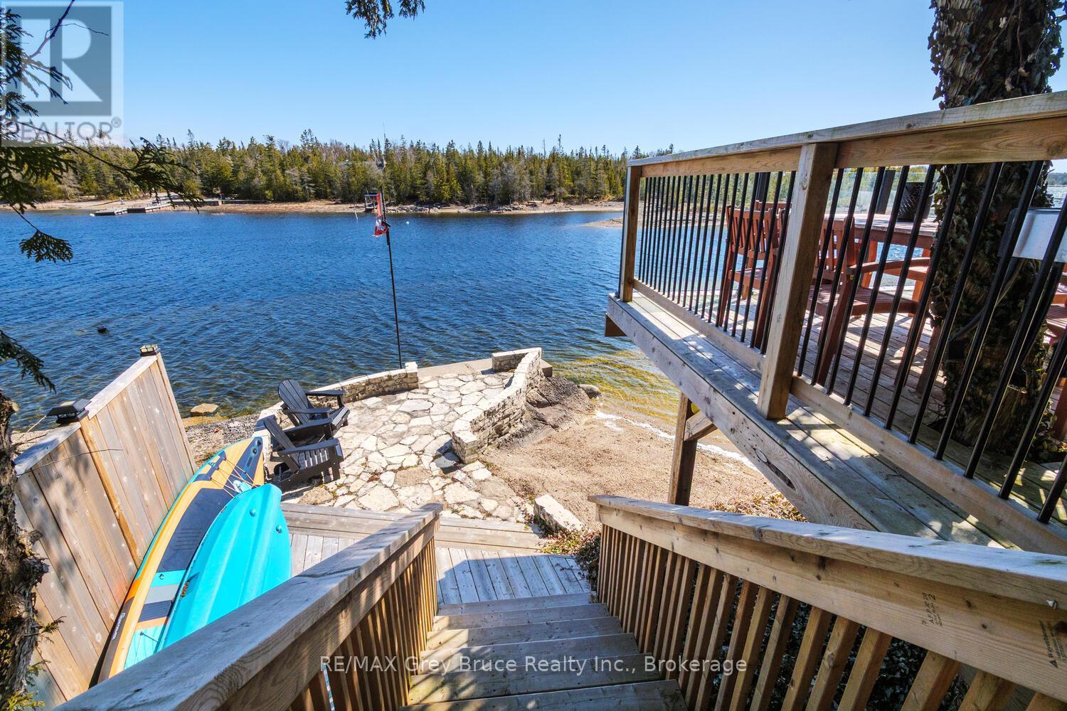 59 Simpson Avenue, Northern Bruce Peninsula, Ontario  N0H 2R0 - Photo 12 - X12140653
