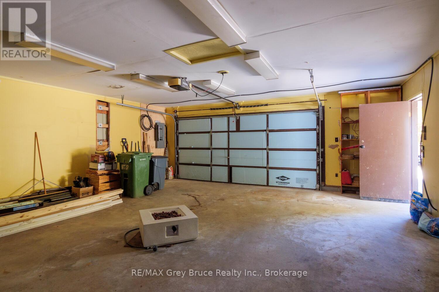 59 Simpson Avenue, Northern Bruce Peninsula, Ontario  N0H 2R0 - Photo 40 - X12140653