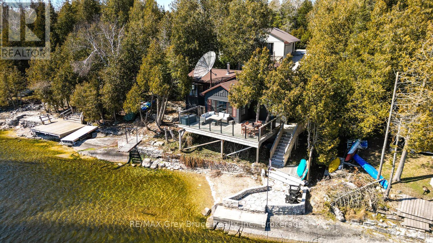 59 Simpson Avenue, Northern Bruce Peninsula, Ontario  N0H 2R0 - Photo 6 - X12140653