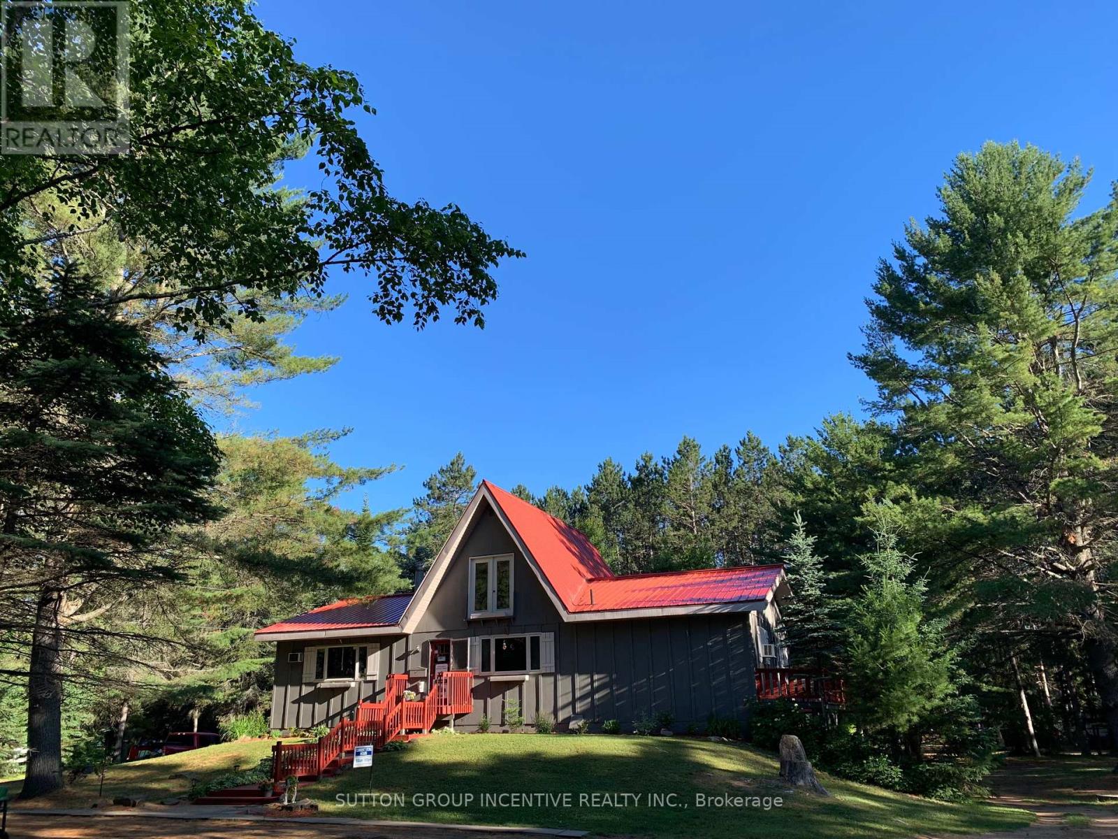 2883 Hwy 60 Highway, Lake Of Bays (Franklin), Ontario  P0A 1H0 - Photo 2 - X12140605