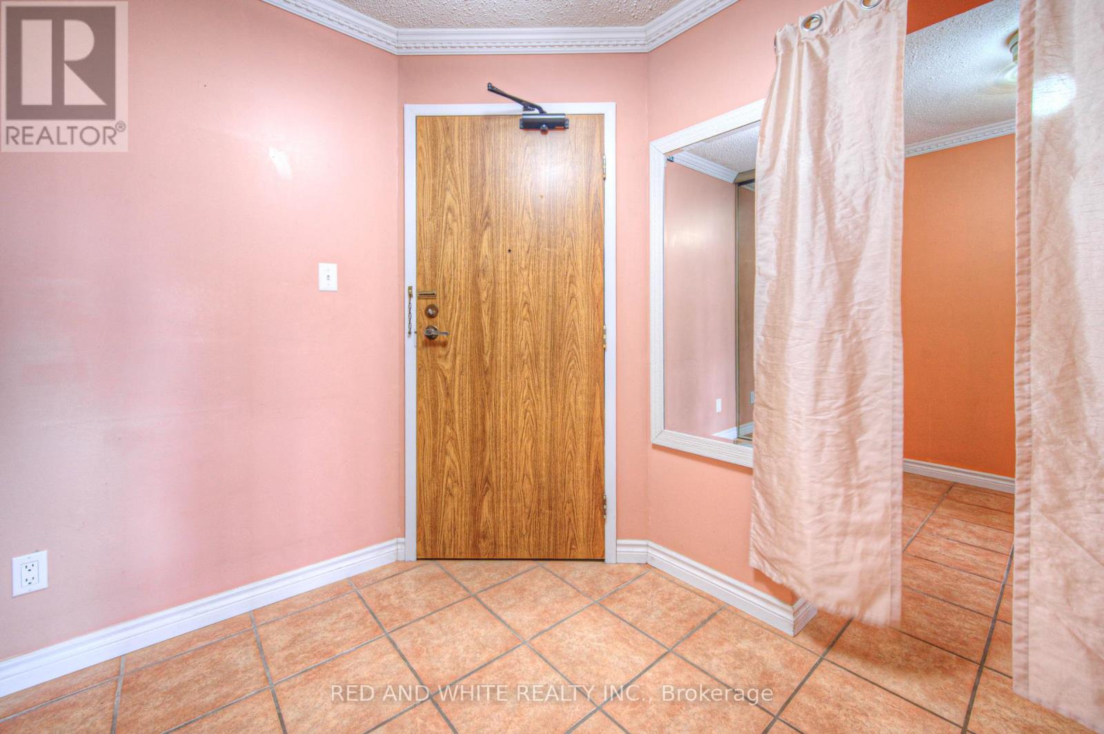Property at 406 - 400 CHAMPLAIN BOULEVARD image 5