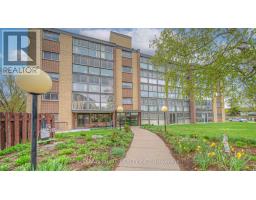 406 - 400 CHAMPLAIN BOULEVARD, Cambridge, Ontario