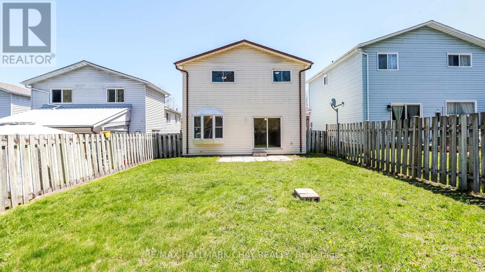82 Melinda Crescent, Barrie, Ontario  L4N 5G6 - Photo 4 - S12140660