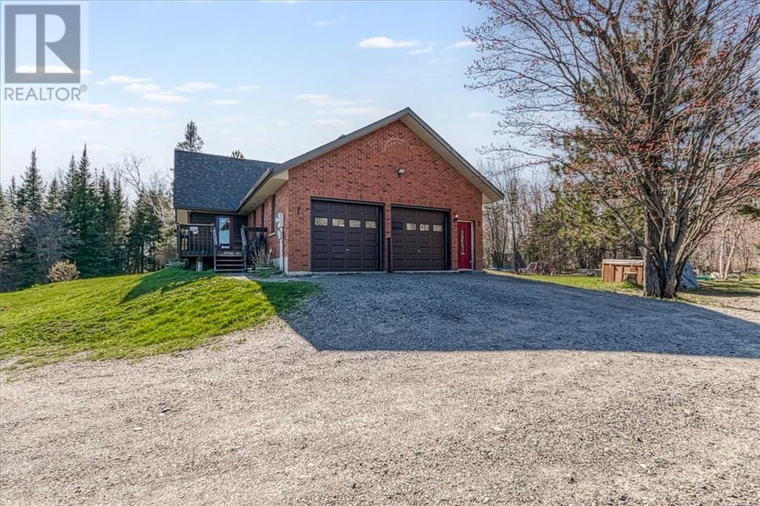 1836 Vermilion Lake Road, Chelmsford, Ontario  P0M 1L0 - Photo 6 - 2122035