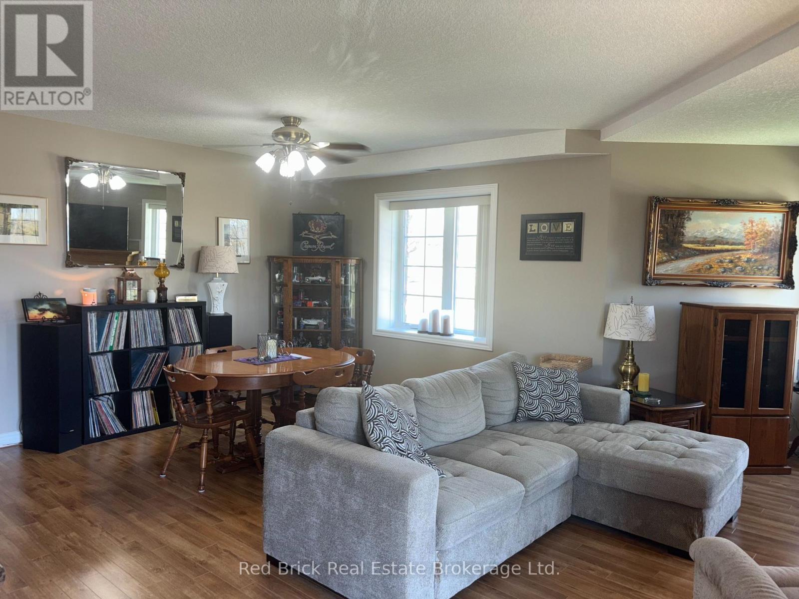207 - 6492 Gerrie Road, Centre Wellington, Ontario  N0B 1S0 - Photo 17 - X12132679