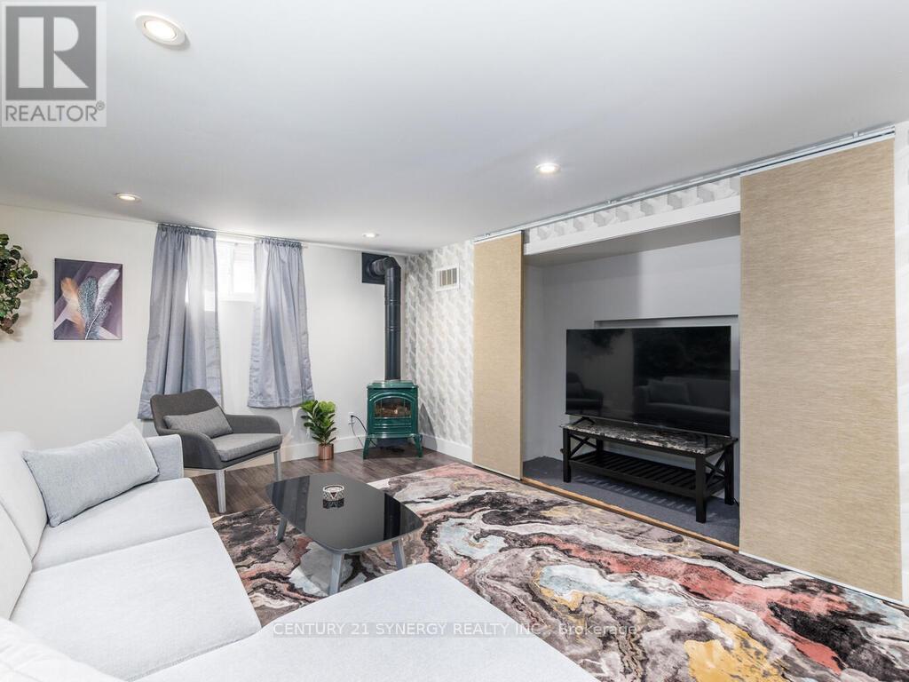 261 James Avenue, Renfrew, Ontario  K7V 2P1 - Photo 23 - X12058914