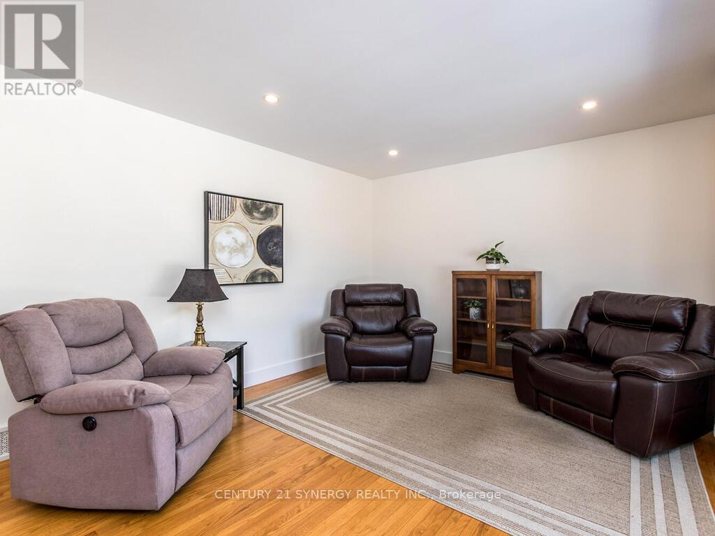 Property at 261 JAMES AVENUE image 5