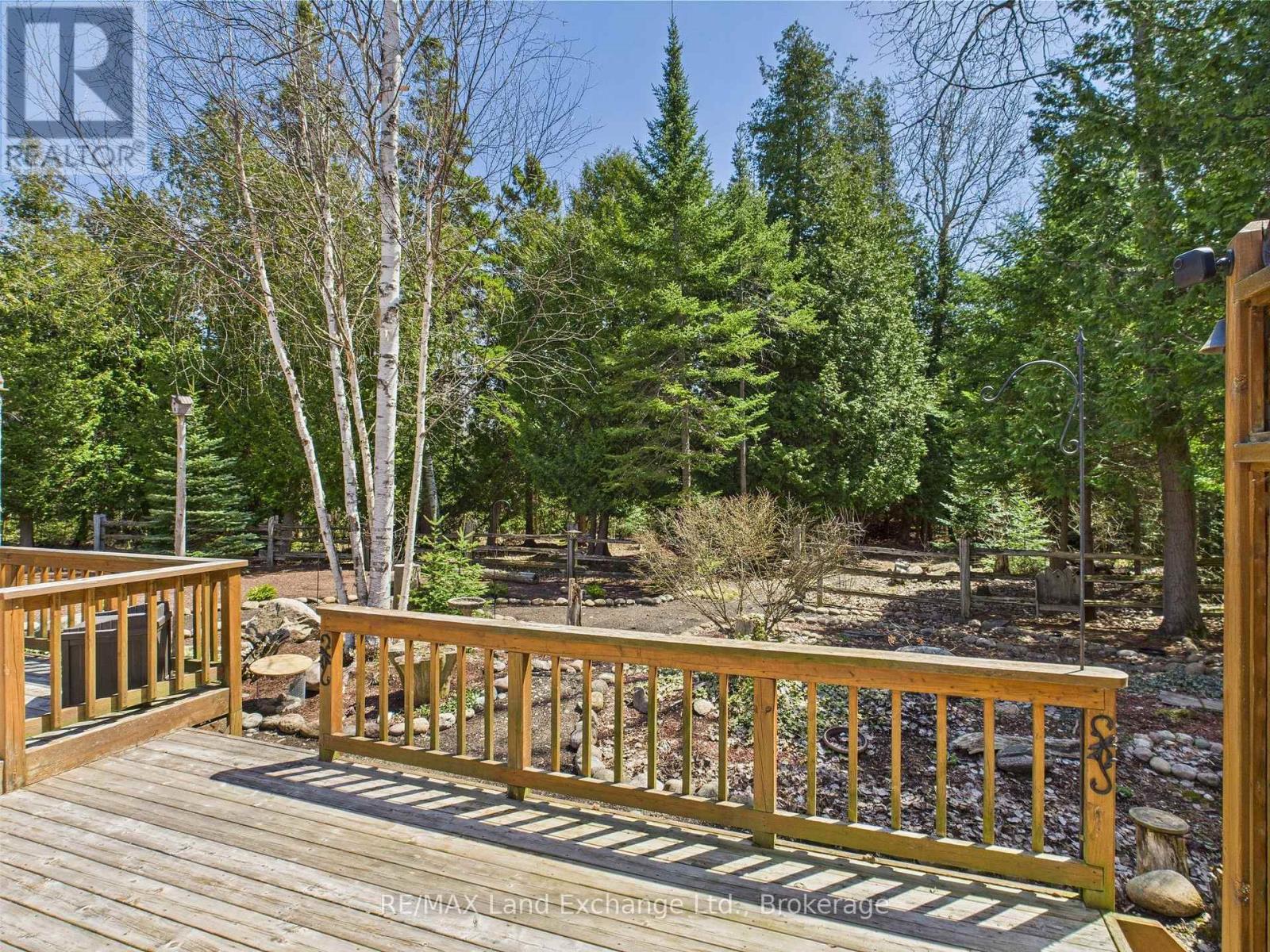 480 Sunset Drive, Kincardine, Ontario  N0H 2C0 - Photo 27 - X12140685