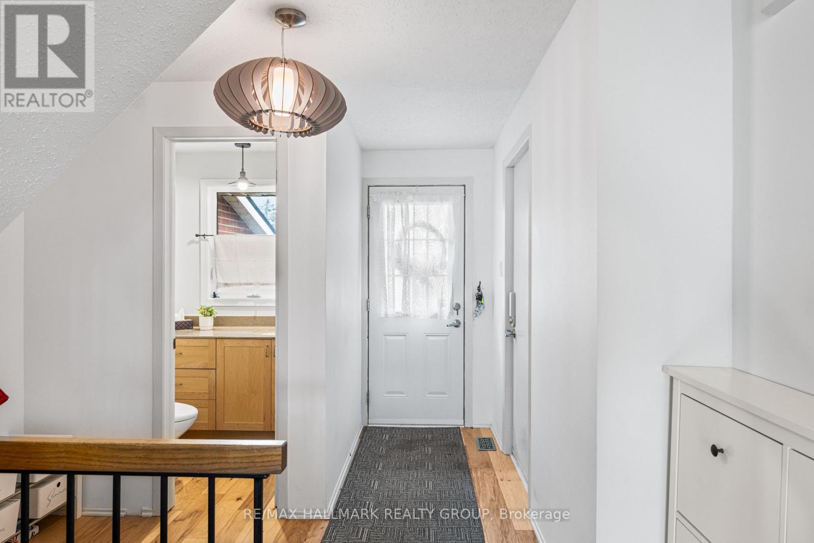 Property at 139 - 3E CASTLEBROOK LANE image 3