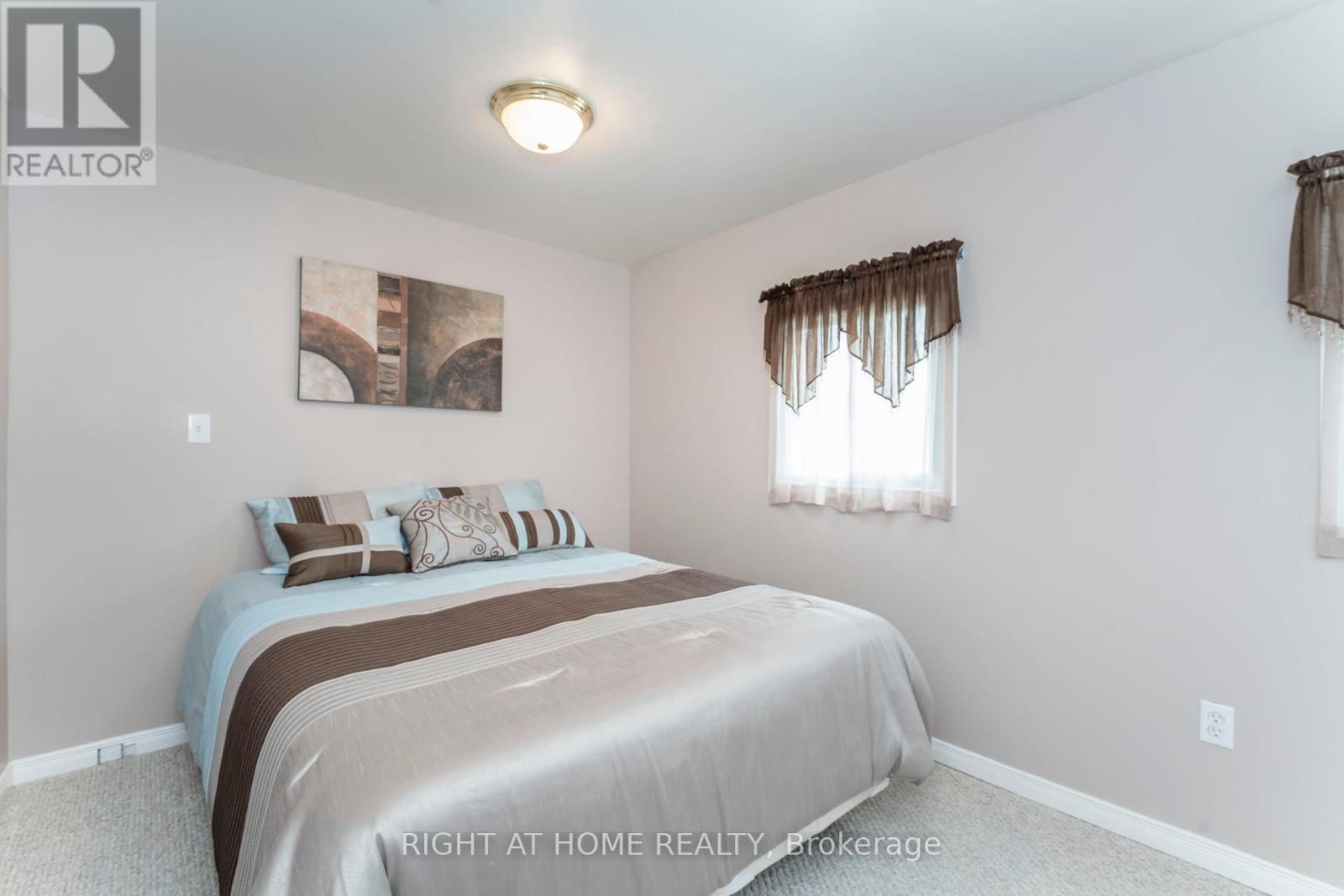 99 8th Street, Essa, Ontario  L3W 0L4 - Photo 35 - N12140680