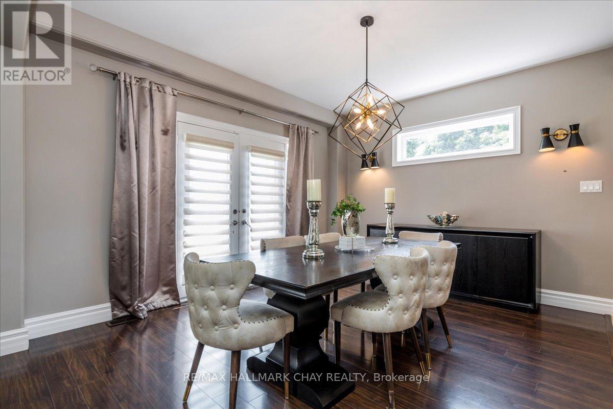 49 Hamilton Drive, Newmarket, Ontario  L3Y 3E7 - Photo 7 - N12140683