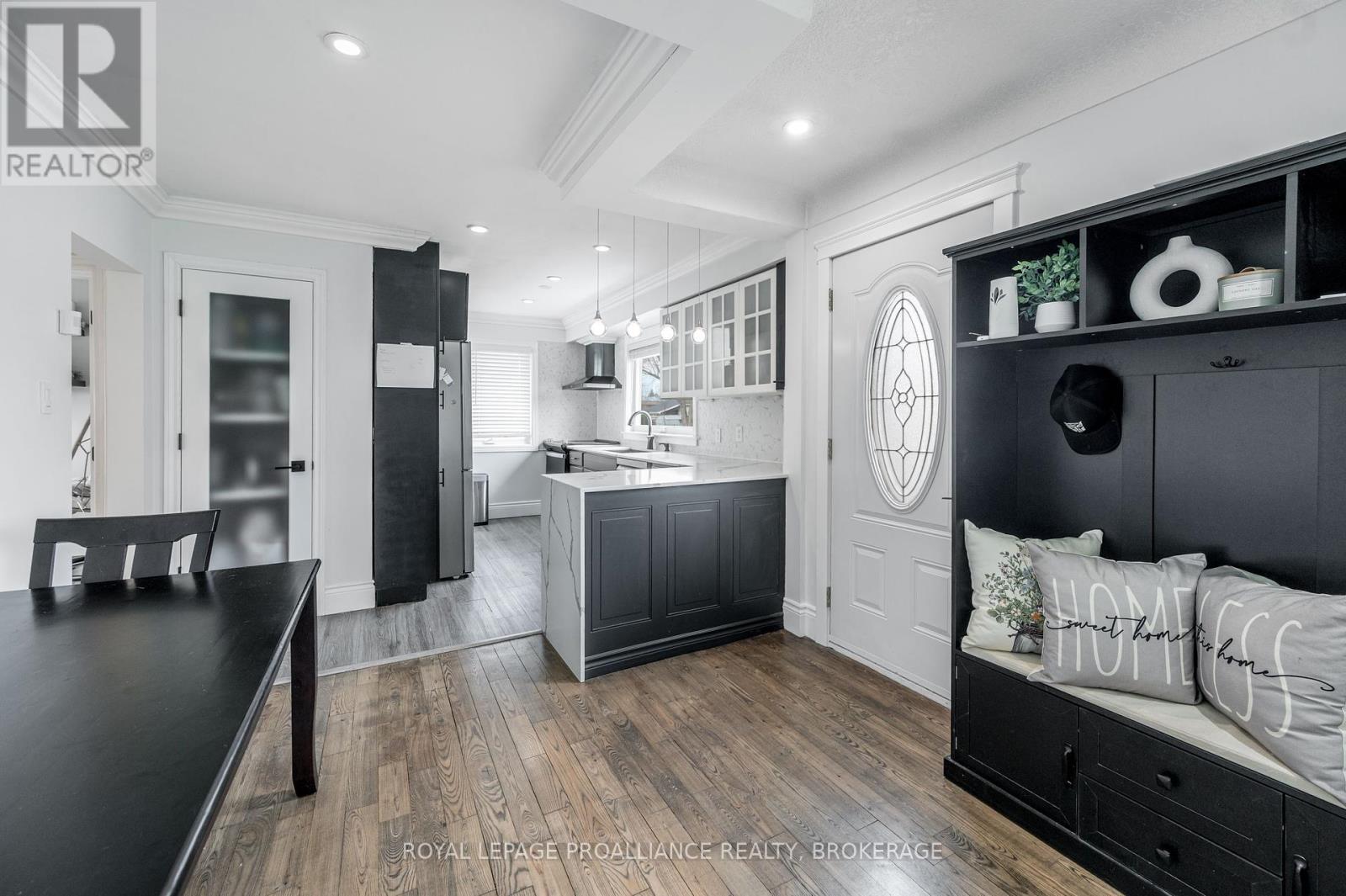 51 Hyde Street, Kingston (City Southwest), Ontario  K7M 4S7 - Photo 2 - X12140726