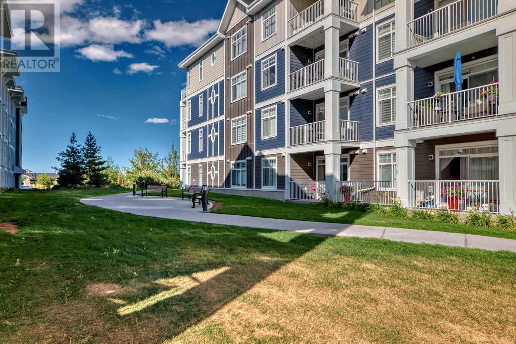 Property at 407, 400 Auburn Meadows Common SE image 3