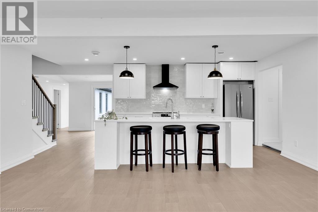 Property at 413 GEORGE Street image 5