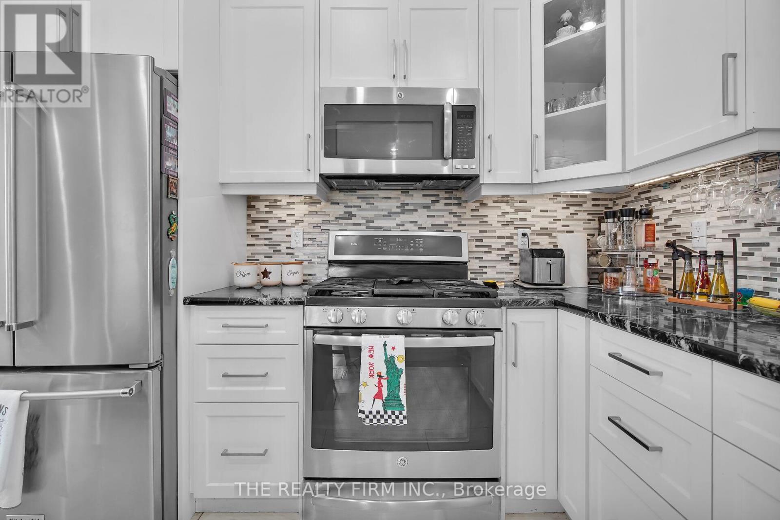 383 Tansbury Street, London North (North E), Ontario  N6G 0R6 - Photo 11 - X12140717