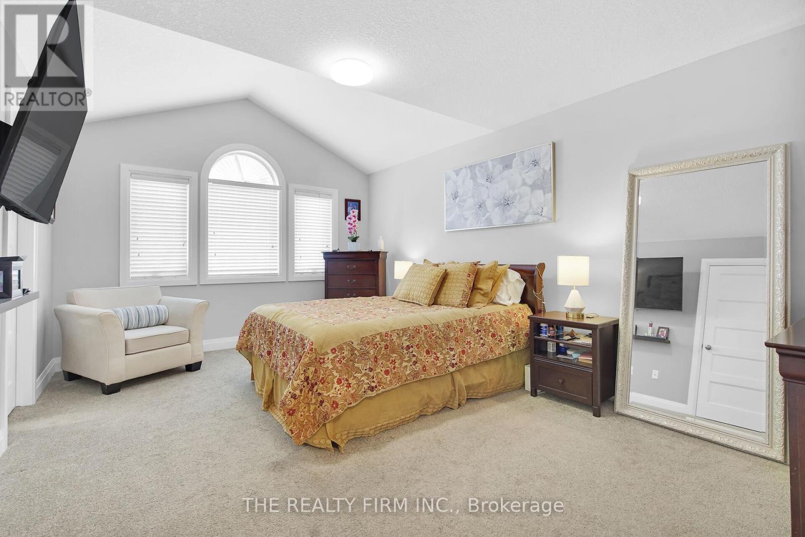 383 Tansbury Street, London North (North E), Ontario  N6G 0R6 - Photo 17 - X12140717