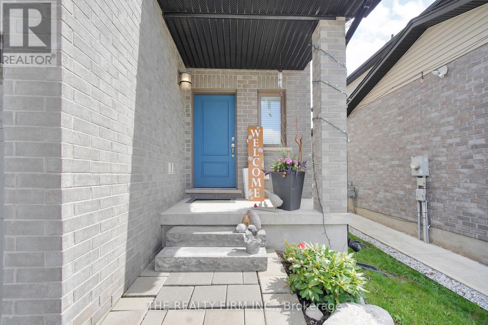 383 Tansbury Street, London North (North E), Ontario  N6G 0R6 - Photo 3 - X12140717