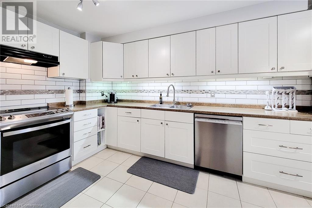 2297 Mountain Grove Avenue, Burlington, Ontario  L7P 2H8 - Photo 13 - 40724689