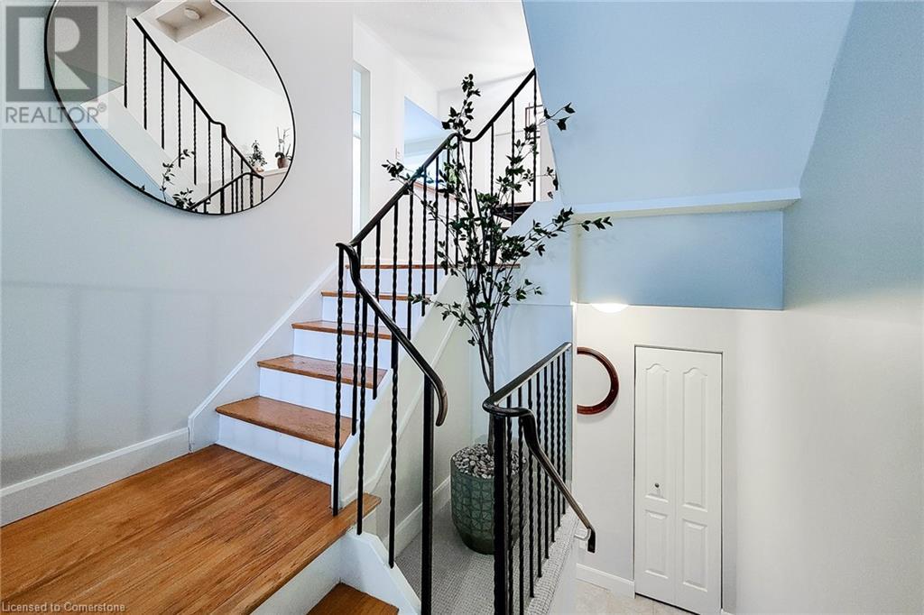 2297 Mountain Grove Avenue, Burlington, Ontario  L7P 2H8 - Photo 9 - 40724689