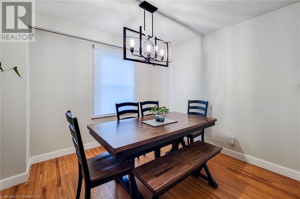 2297 Mountain Grove Avenue, Burlington, Ontario  L7P 2H8 - Photo 11 - 40724689