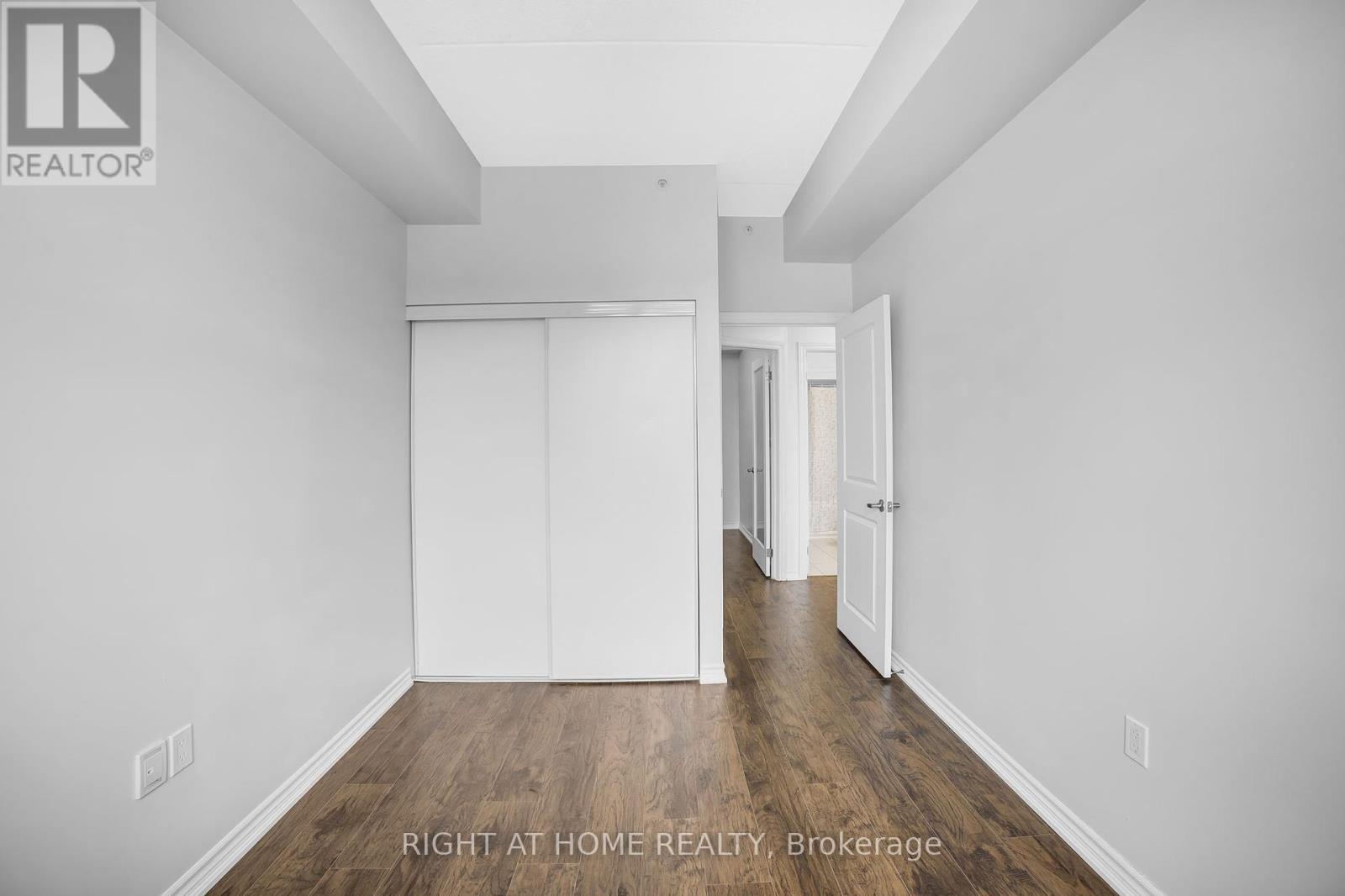 218 - 1077 Gordon Street, Guelph, Ontario  N1L 1H2 - Photo 28 - X12140542