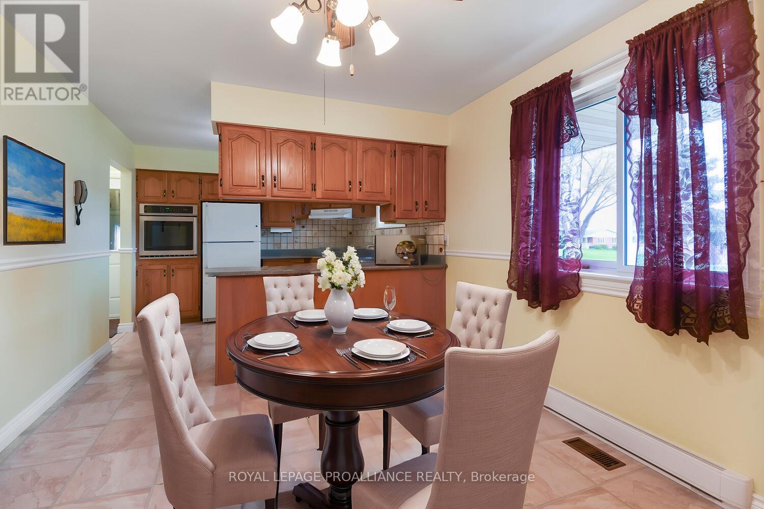 944 Reid Street N, Edwardsburgh/cardinal, Ontario  K0E 1E0 - Photo 9 - X12140730