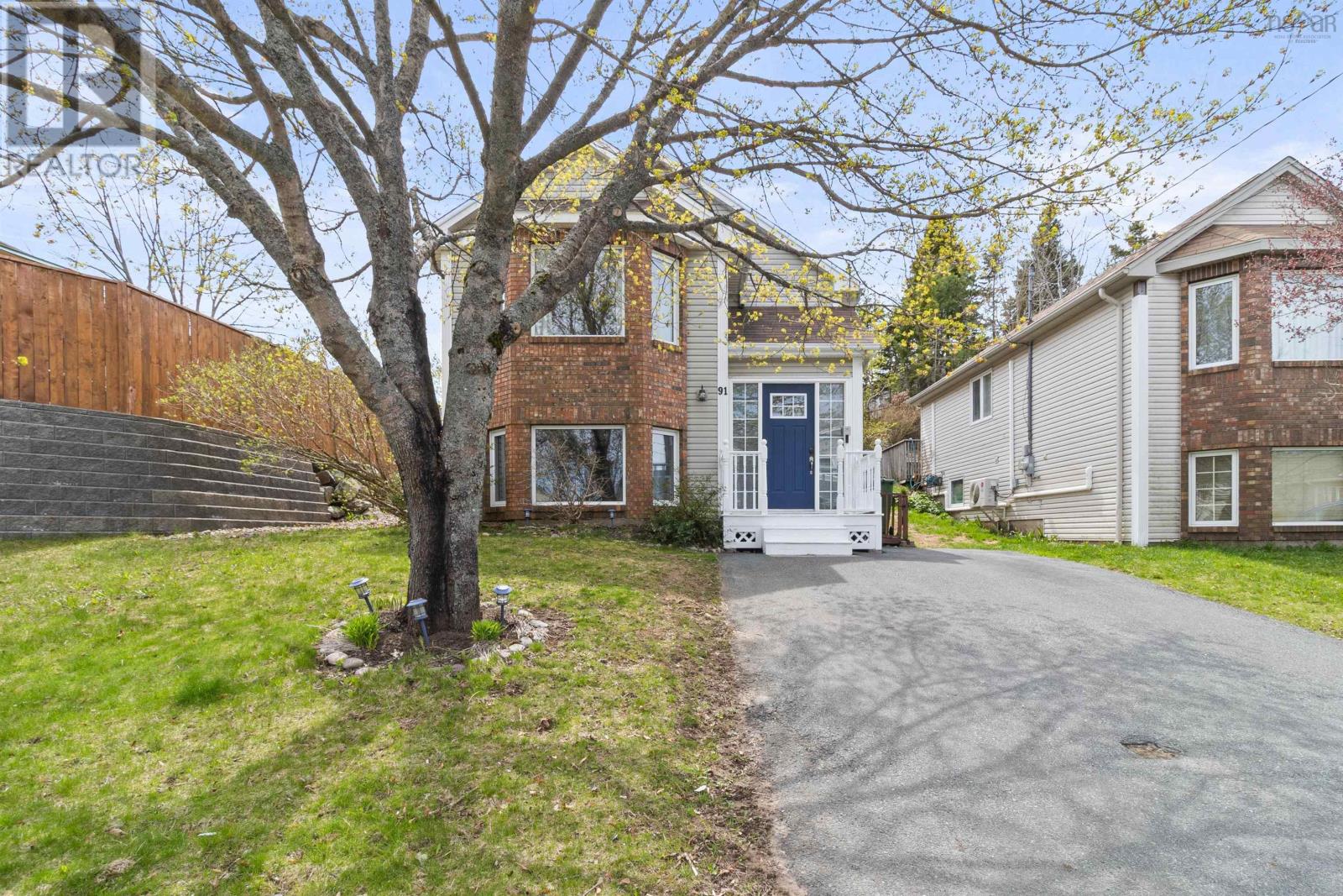 Property at 91 Royal Masts Way image 2