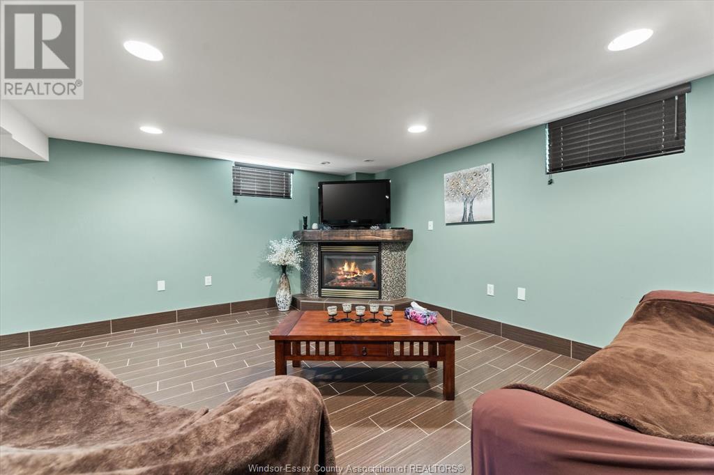1211 Tourangeau, Windsor, Ontario  N8Y 4H8 - Photo 23 - 25011762