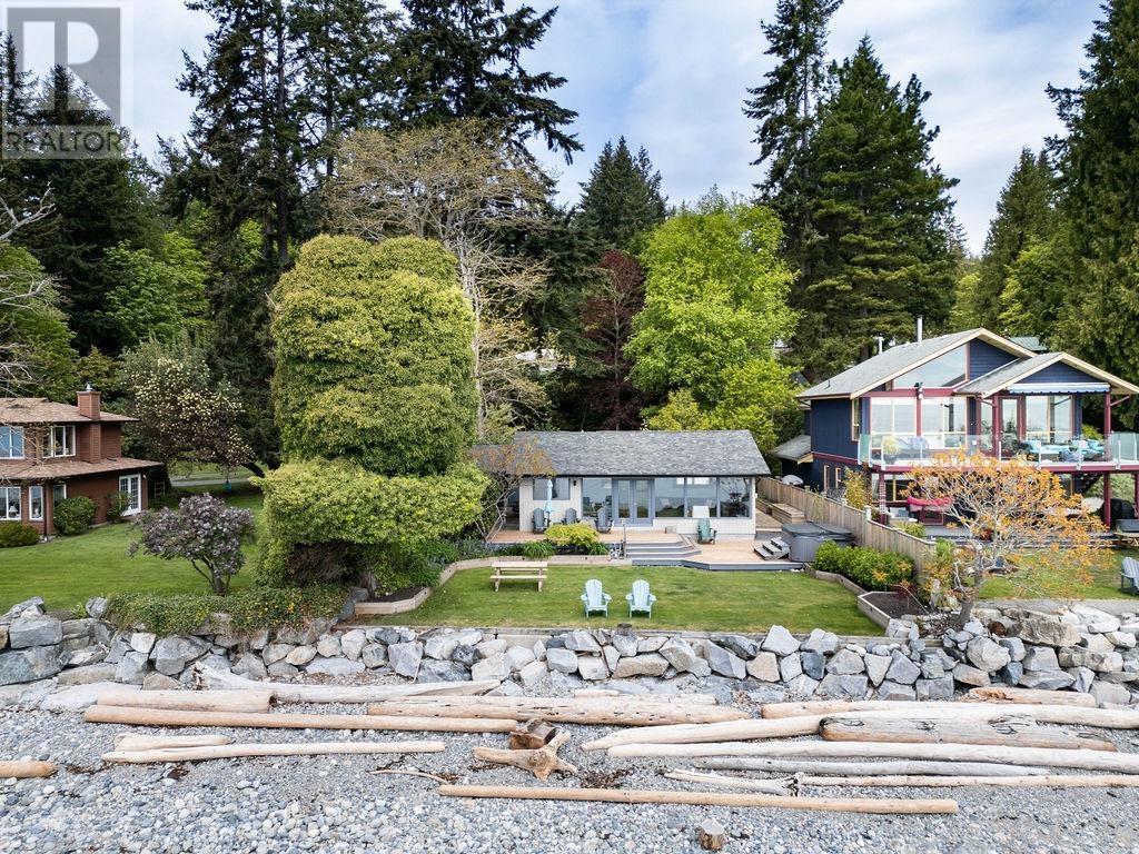 992 Stephens Road, Roberts Creek, British Columbia  V0N 2W4 - Photo 7 - R2997793