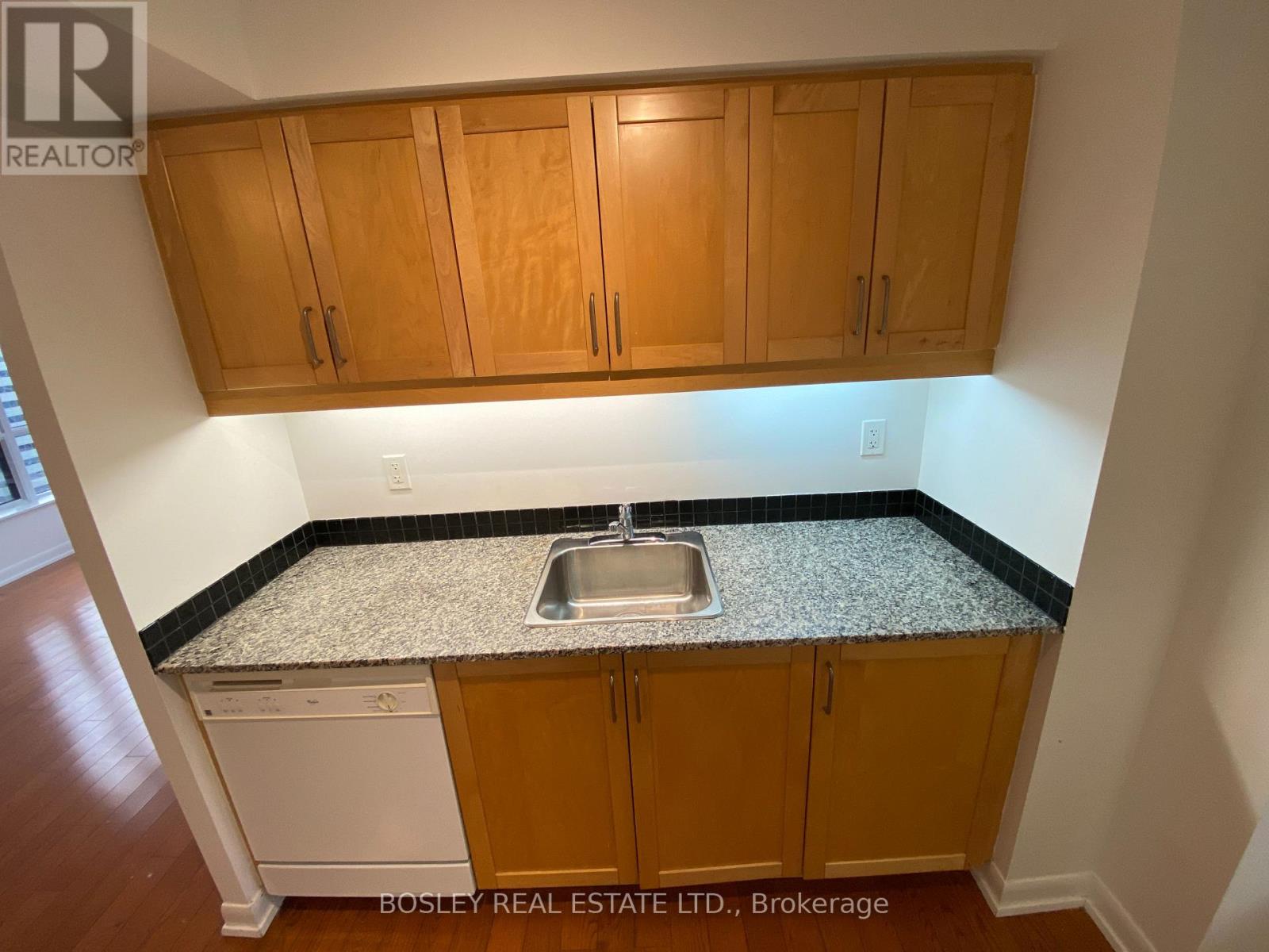 2308 - 33 Sheppard Avenue E, Toronto, Ontario  M2N 7K1 - Photo 19 - C12140736