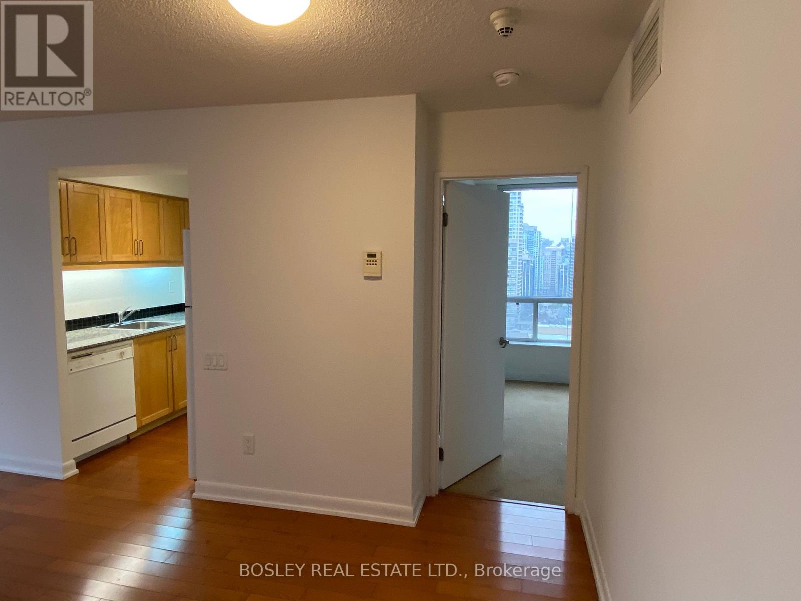 2308 - 33 Sheppard Avenue E, Toronto, Ontario  M2N 7K1 - Photo 9 - C12140736