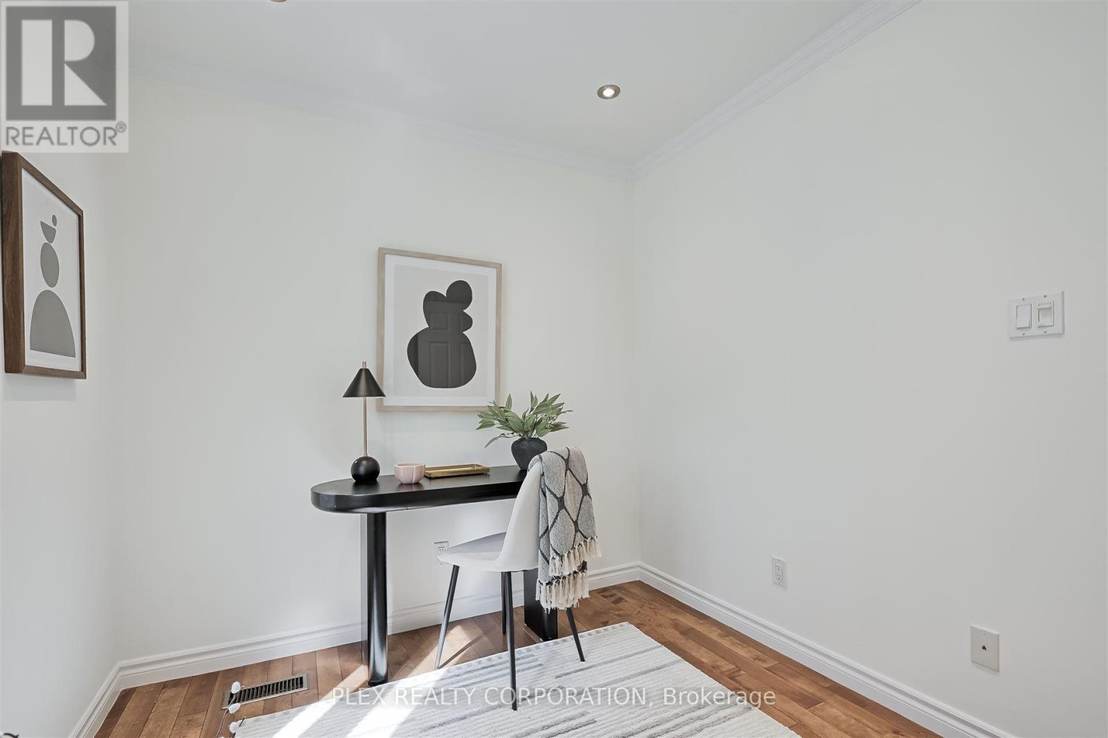 192 Coxwell Avenue, Toronto, Ontario  M4L 3B2 - Photo 25 - E12140747