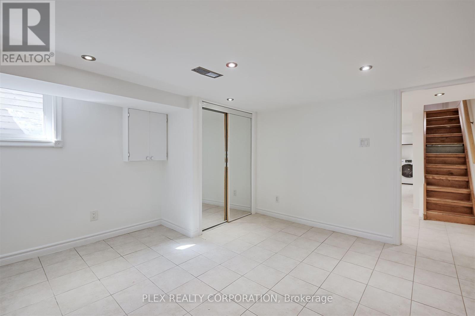 192 Coxwell Avenue, Toronto, Ontario  M4L 3B2 - Photo 28 - E12140747
