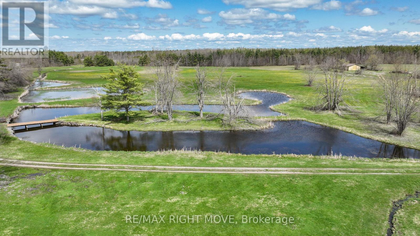 2723 Monck Road, Ramara, Ontario  L3V 0P6 - Photo 3 - S12140762