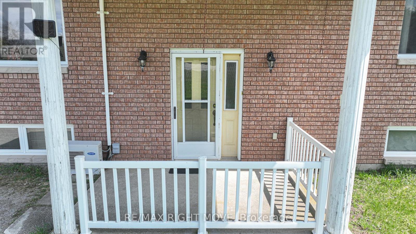 2723 Monck Road, Ramara, Ontario  L3V 0P6 - Photo 9 - S12140762