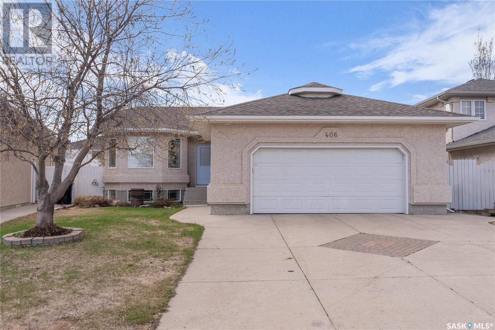 Property at 406 Nixon CRESCENT image 1