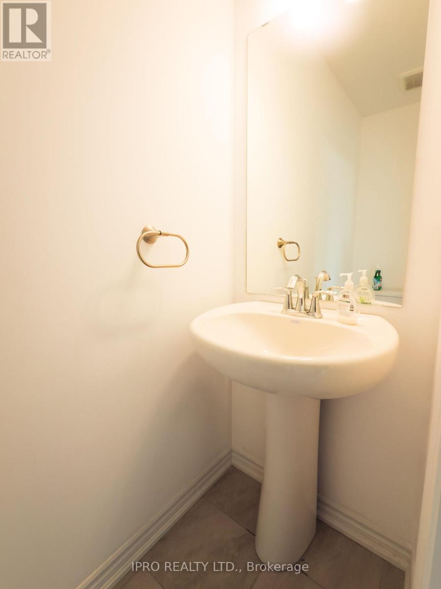 13 Mann Trail, Welland, Ontario  L3C 0K2 - Photo 41 - X12126617