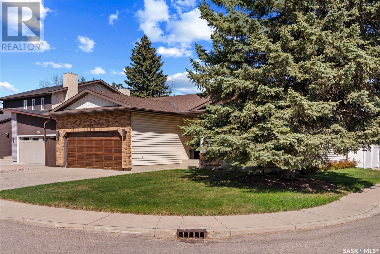 251 Sebestyen TERRACE, saskatoon, Saskatchewan